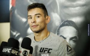 Рэй Борг гарантирует свою победу над Демитриусом Джонсоном приемом в третьем раунде