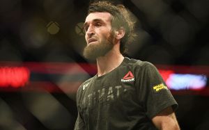 Забит Магомедшарипов до сих пор не получил следующий поединок в UFC