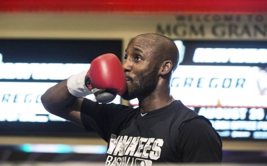 Джулиан Уильямс: "Угас был уволен из Top Rank после поражения, но не отказался от мечты"