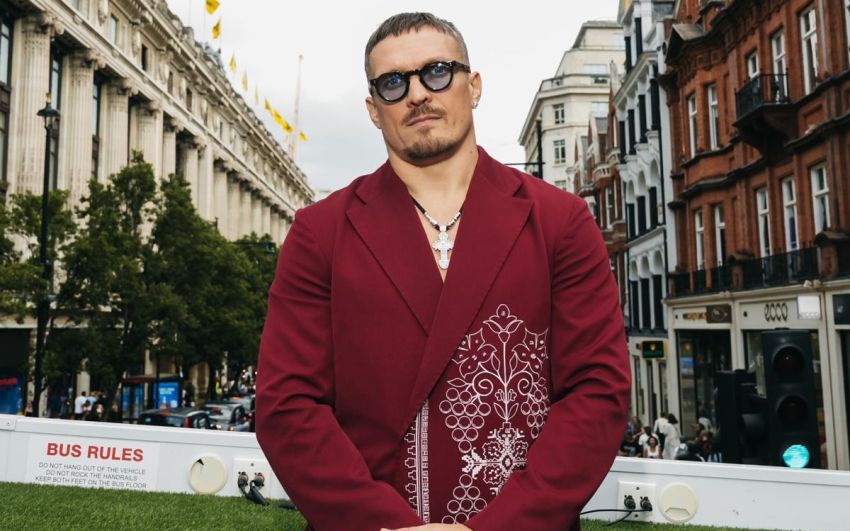 Фрэнк Уоррен отреагировал на танец Усика после просьбы отложить бой с Паркером из-за травмы спины
