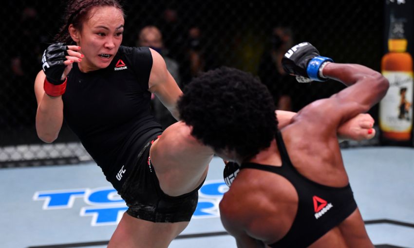 Бонусы турнира UFC on ESPN+ 35: Мишель Уотерсон - Анджела Хилл