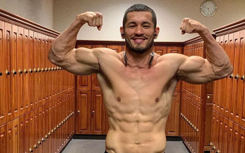 Узбекский боец из команды Флойда Мейвезера подписал контракт с UFC