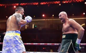 Президент WBC на примере боя Усик – Фьюри объяснил, почему необходимо ввести 6 судей вместо 3