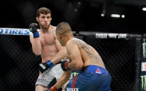 Магомед Бибулатов не выступит на турнире UFC Fight Night 128 из-за травмы спины