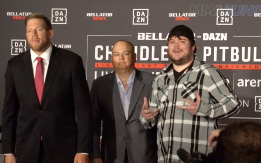 Видео боя Джейк Хэйгер - Ти Джей Джонс Bellator 221