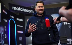 Эдди Хирн рассказал, почему еще не подписал контракт с Теренсом Кроуфордом