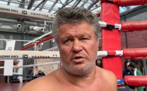 Тактаров объяснил перенос реванша с Монсоном