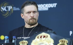 Джефф Монсон: "Усик поддерживает Украину, он глупый человек"