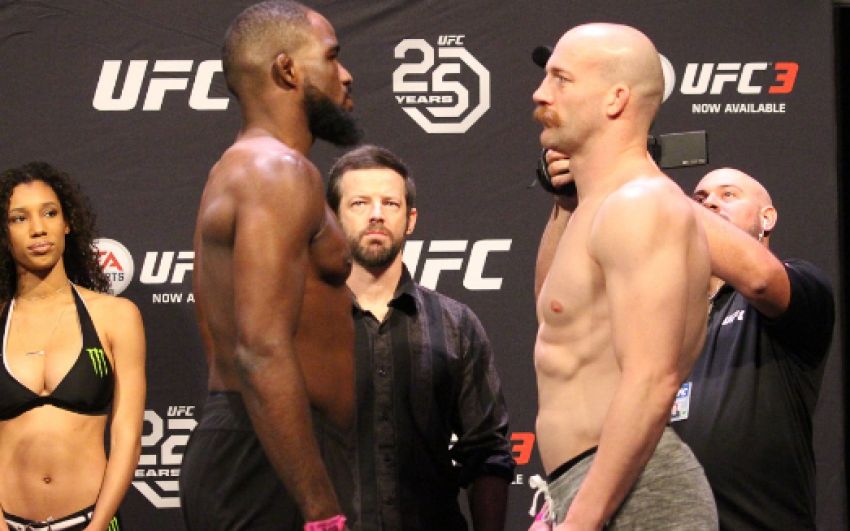 Видео боя Кори Андерсон - Патрик Камминс UFC Fight Night 128