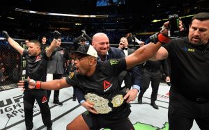UFC 210: Лучшие моменты в замедленной съемке