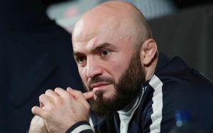 Магомед Исмаилов назвал свой вес за два дня до поединка с Александром Емельяненко