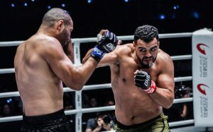 Видео боя Тарик Хбабез - Андерсон Сильва ONE Championship: Legendary Quest