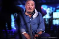 Боб Арум сомневается, что Александр Усик сможет досрочно победить Дерека Чисору