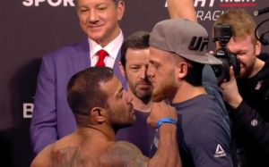 Видео боя Исмаил Наурдиев - Майкл Празерес UFC Fight Night 145