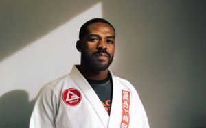 Чемпион полутяжелого веса UFC Джон Джонс откровенно рассказал о своем главном страхе и борьбе с ним в преддверии боя с Рейесом