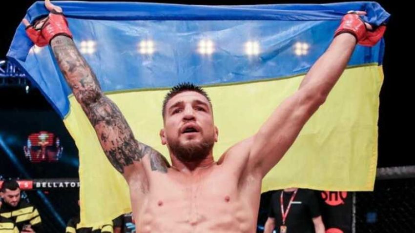 Амосов - о подготовке к следующему бою: "Нахожусь в Америке, в зале АТТ"