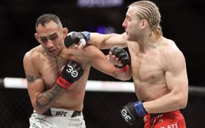 Дана Уайт высказался о будущем Фергюсона после поражения на UFC 296