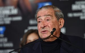 Боб Арум: "Ломаченко - Лопес не пройдет на PPV, потому что слишком много американцев потеряли работу"