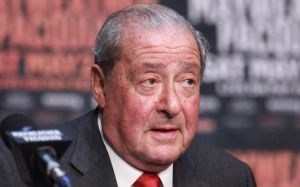 Боб Арум: "Кроуфорд и Пакьяо проведут бой на Ближнем Востоке, Портер остается запасным вариантом"