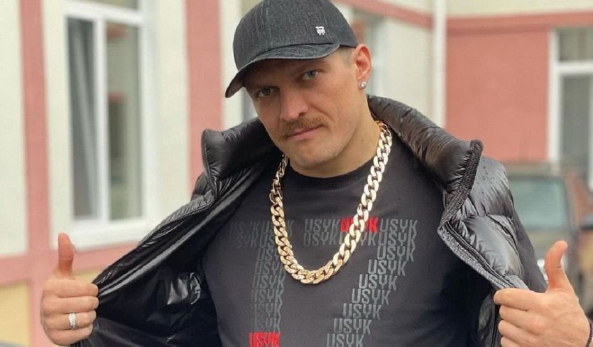 Бывший тренер Кличко раскритиковал команду Усика: "У них тренировочный лагерь - г*вно, тренерский состав – г*вно"