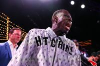 Ричардсон Хитчинс освободил титул IBF в первом полусреднем весе