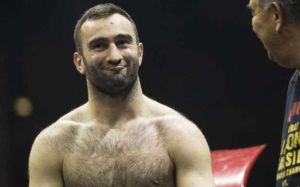 Умар Кремлев надеется, что Гассиев все же выйдет в ринг до конца года