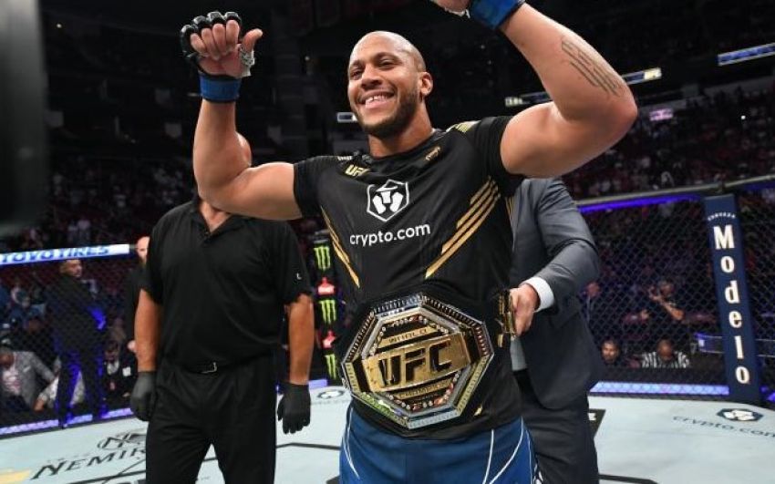 Рейтинг бойцов UFC за сентябрь 2021 года