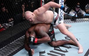 Видео боя Деррик Льюис - Сергей Спивак UFC Fight Night 218