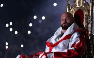 Амир Хан попытается помочь Фьюри заработать 500 миллионов фунтов стерлингов за бой с Усиком