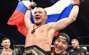 Александр Шлеменко поделился эмоциями насчет победы Петра Яна на UFC 251