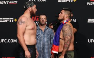 Видео боя Роке Мартинес - Джош Парисян UFC on ESPN 25