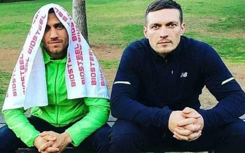 Василий Ломаченко прибыл в Польшу, чтобы поддержать Усика в бою с Дюбуа
