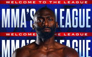 Бывший чемпион Glory Думбе продолжит карьеру в PFL