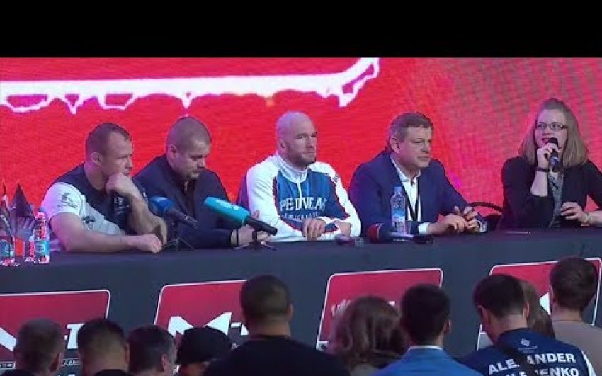 Видео пресс-конференции после туринира M-1 Challenge 79