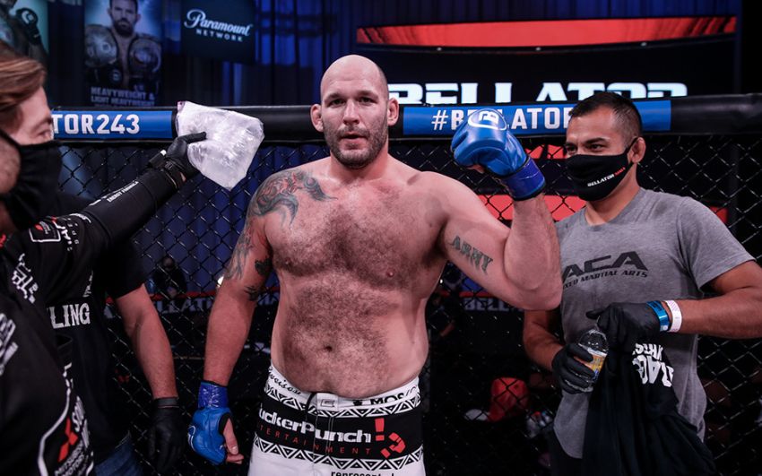 Видео боя Мэтт Митрион – Тимоти Джонсон Bellator 243