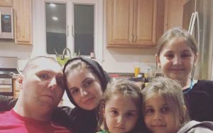 Супруга Магомеда Абдусаламова решила написать книгу и снять фильм о муже