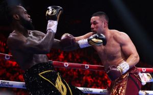 Промоутер Фьюри похвалил Паркера за победу над Уайлдером: "Джозеф никогда не дрался просто ради чека"