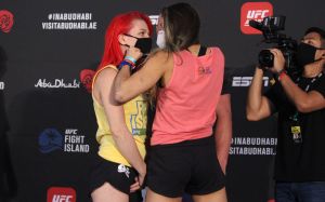 Видео боя Джиллиан Робертсон - Полиана Ботельо UFC on ESPN+ 38