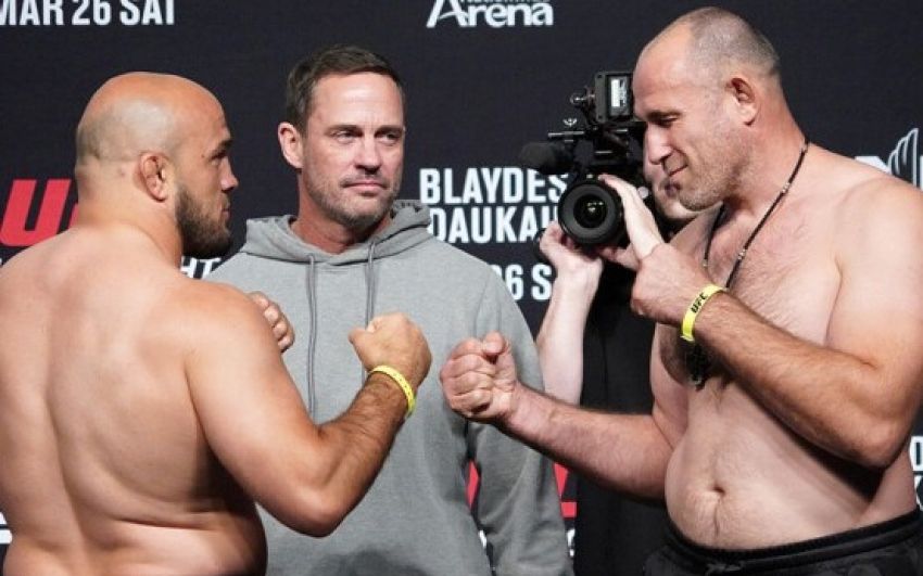 Видео боя Алексей Олейник — Илир Латифи UFC Fight Night 211
