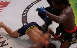 Видео боя Ярослав Амосов – Джейсон Джексон Bellator 301
