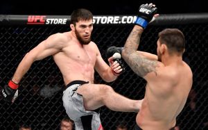 Шамиль Гамзатов выбыл из поединка с Овинсом Сент-Прю на UFC в Линкольне