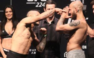 Видео боя Джон Линекер - Брайан Келлехер UFC 224