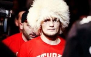UFC: Нурмагомедов хочет Альвареса или Фергюсона