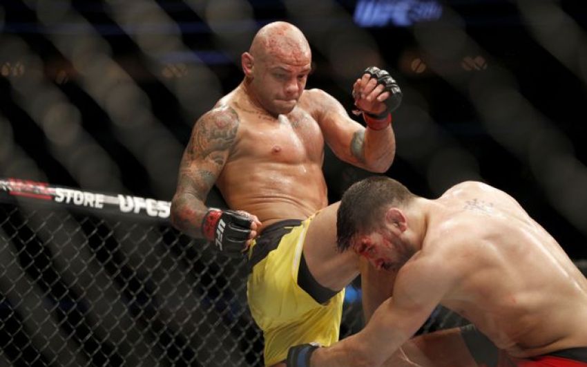 В UFC Fight Night 124 в Сент-Луисе добавлено три боя
