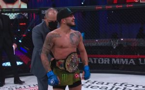 Серхио Петтис уверенно победил Хуана Арчулету на Bellator 258