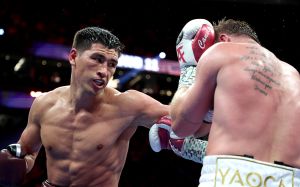 Эдди Хирн отреагировал на отказ главы WBC санкционировать бой Бивола с Канело: "Мне это не нравится"