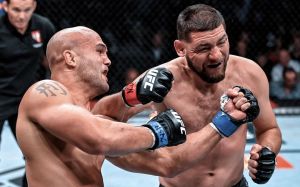 Робби Лоулер заставил сдаться Ника Диаса на UFC 266