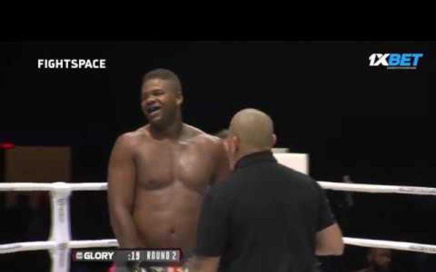 Видео боя Бенджамин Адегбуи - Джафар Уилнис GLORY 58