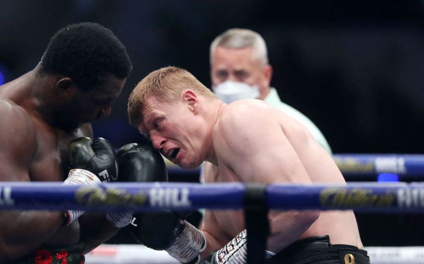 Александр Поветкин эффектно нокаутировал Диллиана Уайта, совершив фантастический камбэк
