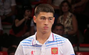 Дмитрий Бивол может провести бой с Айзеком Чилембой